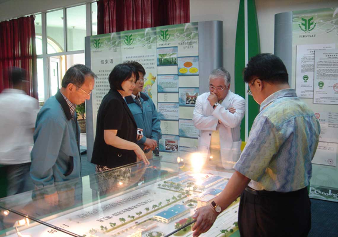 韩国客商来公司考察