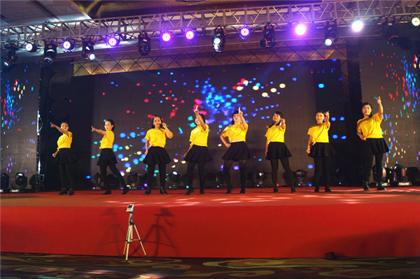 必赢线路检测中心召开2018年度表彰奖励大会暨2019年度工作规划大会